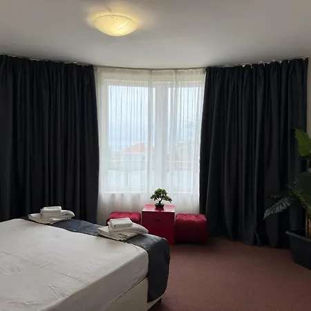 Konukevi Complex Pika 3*