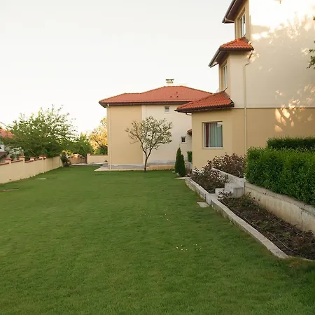 Konukevi Complex Pika