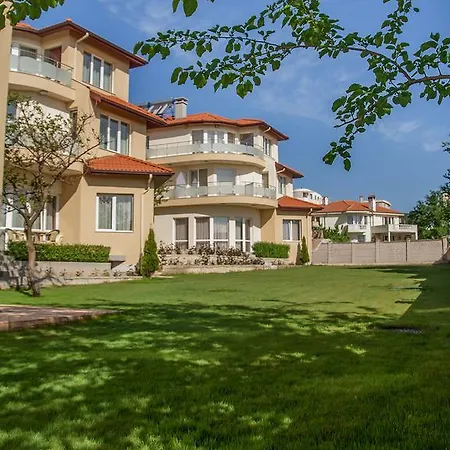 Konukevi Complex Pika