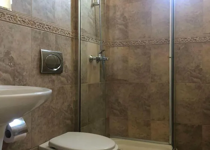 Complex Pika Golden Sands