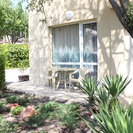 Guest house Complex Pika 3*