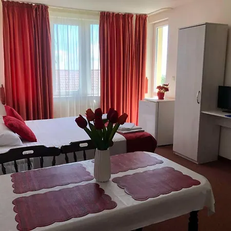 Complex Pika Guest house Golden Sands